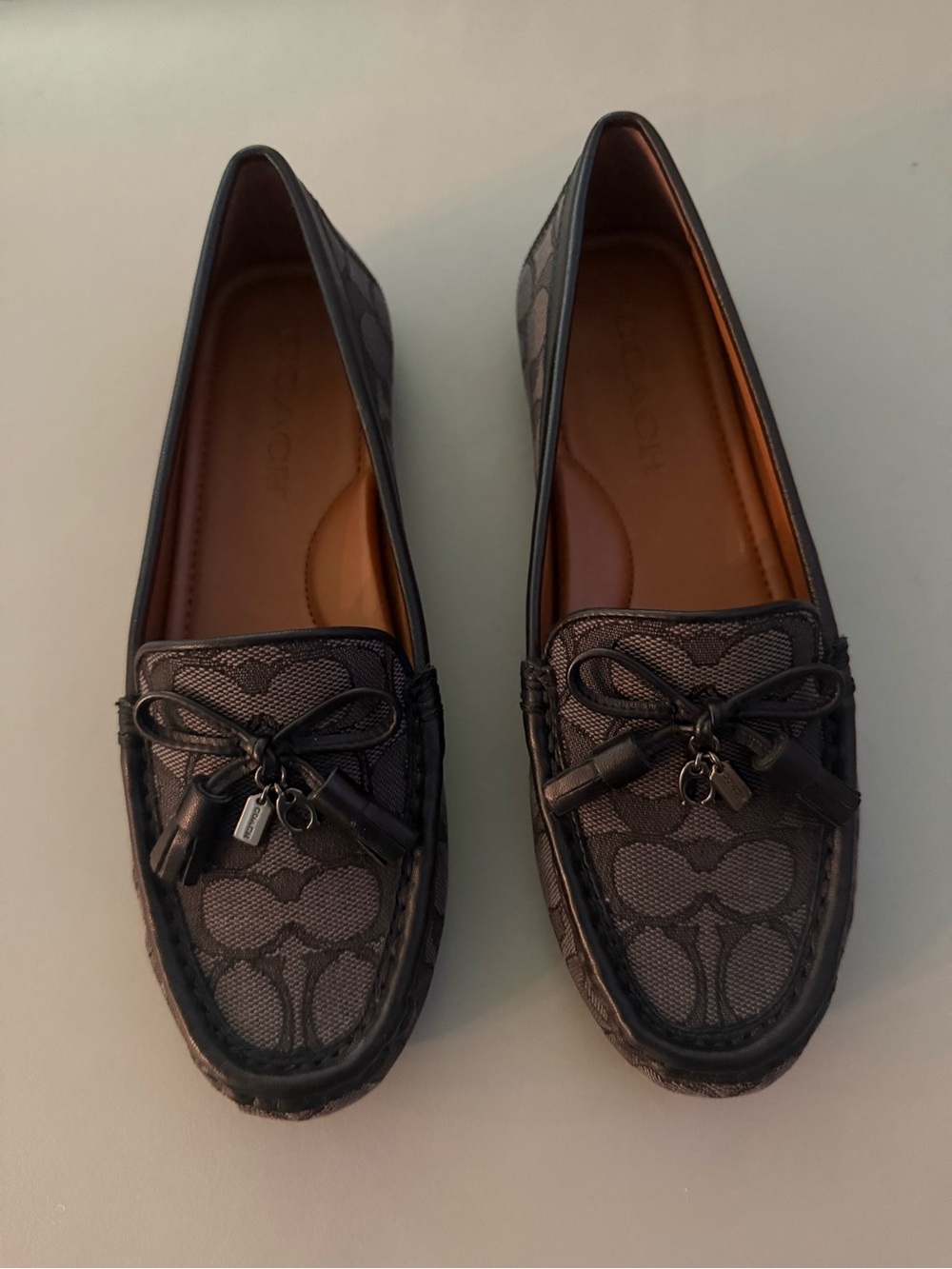 COACH Women's Signature Canvas Driving Loafers in Black Coal Size 6. NWOT